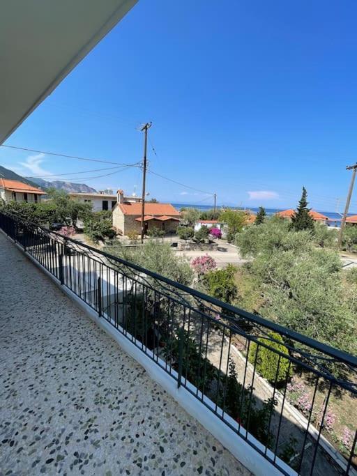 Eirini House Apartment Leonidio Bagian luar foto