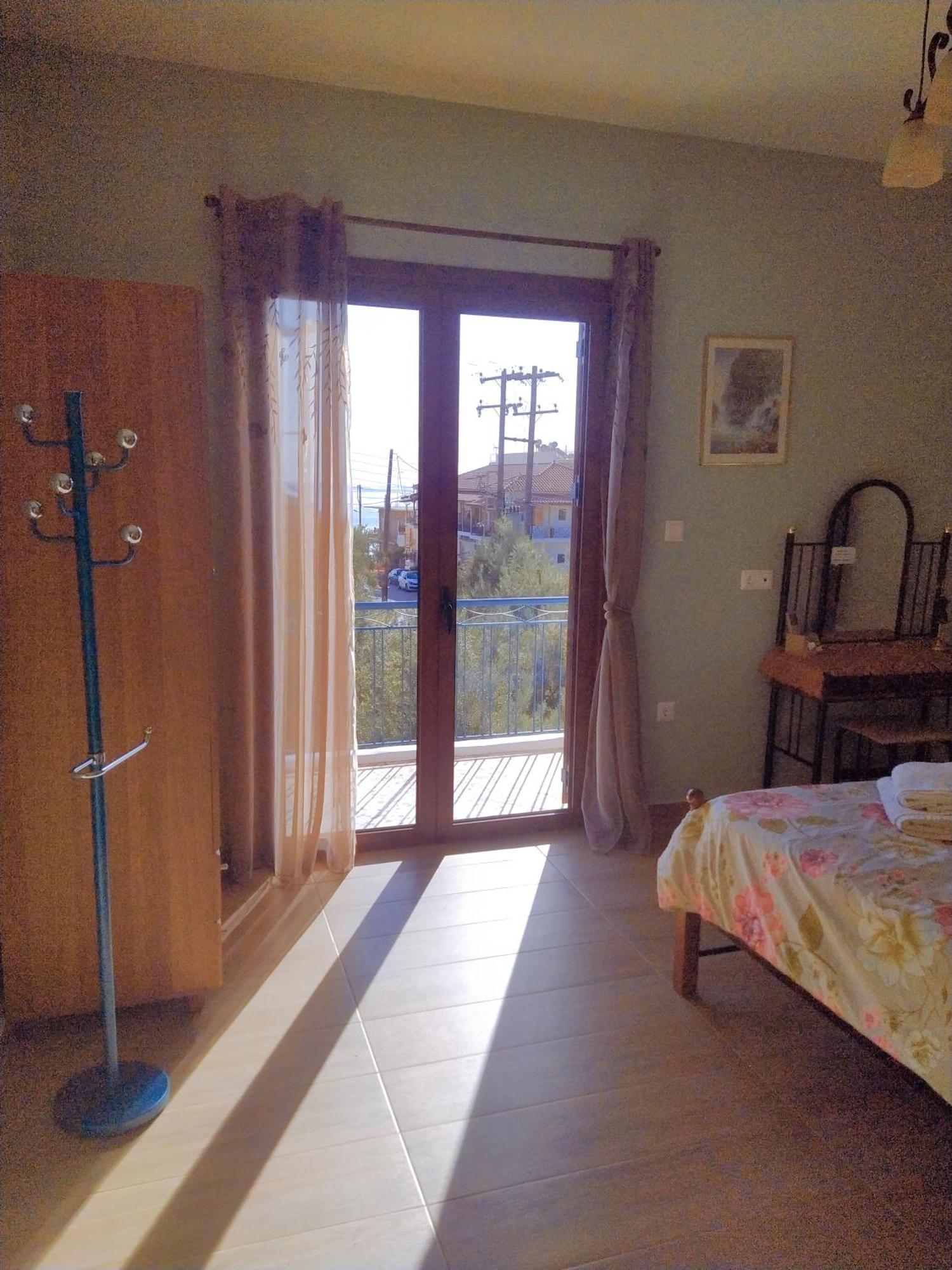Eirini House Apartment Leonidio Bagian luar foto